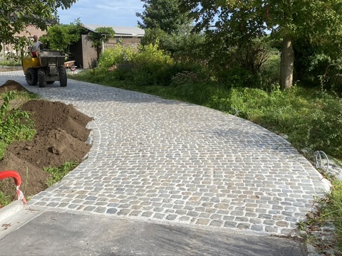 maarkedal Oprit in porfier kasseien 14/14